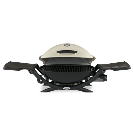 Asador de gas portátil color blanco con tapas laterales, ideal para parrilla y BBQ