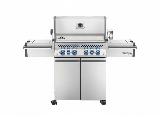 Asador a gas de acero inoxidable con perillas iluminadas, ideal para parrilla y BBQ.