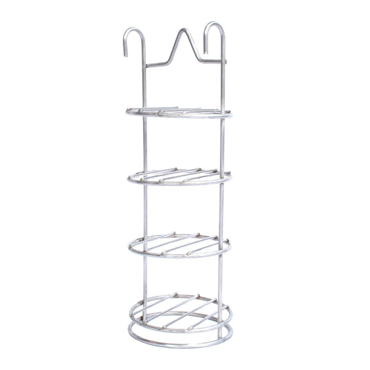 Hombre sostiene paquete de astillas de madera para ahumar, ideal para asados y bbq